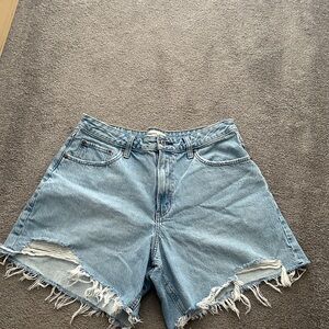 Curve love loose short high rise